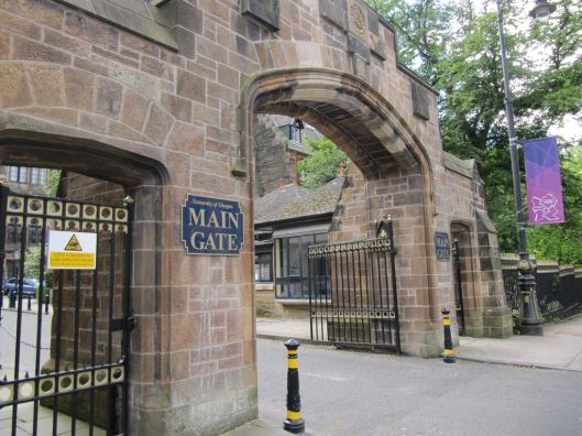 The main gate of the University of Glasgow